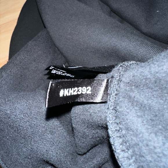 Kith X Nobu knife sweatshirt, black, size  XXL - Picture 8 of 8